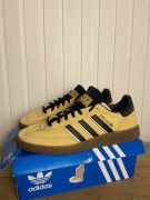 Używane tenisówki damskie adidas handball spezial beżowe 40