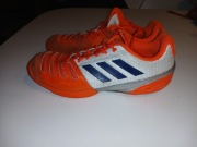 Buty szermiercze adidas.