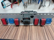 Wieszak na baterie i ładowarkę Bosch 18V professional 