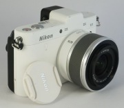 NIKON 1 V1 ; Nikkor 10-30/3,5-5,6 VR