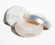 nowy puder transparentny SHISEIDO Future Solution LX Total Radiance, 565 zł