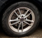 Mercedes 247 B klasa - oryginalne koło 16 A1774010100