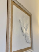 Gipsowa płaskorzeźba gołębia 40 cm x 40 cm