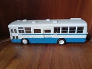 ISUZU BU 04 autobus model auta 1:72