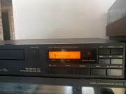 Odtwarzacz CD CDF 101R