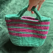 Torebka ręcznie robiona na szydełku 