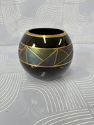 Czarny wazon kula vintage geometryczne wzory 