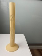 Mały szklany wazonik - kremowo-żółty