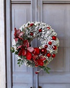 Wianek wieniec śnieżony na drzwi święta Boże Narodzenie