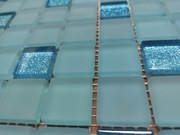 Mozaika szklana 25x25cm niebieska satyna z wstawkami brokatowymi