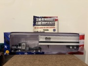 1:43 - Semi-Remorques Americains - PETERBILT 350 - 1954r.