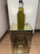 Świeża grecka oliwa z oliwek z tego listopada 0,3% 500ml