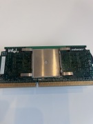 Retro Intel Celeron Slot 1 retro CPU z chłodzeniem. Procesor z końca lat 90