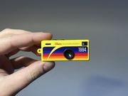 Żółty Aparat Thumb Camera Keychain breloczek jak Kodak Charmera