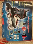 Rolki B-square rozmiar 43 w zestawie z ochraniaczami