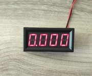 Amperomierz montażowy 0,56' 0-10A 4cyfry czerwony 