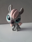 Littlest Pet Shop LPS lama