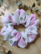 Gumka do włosów typu Scrunchie Standard Magnolia 