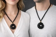 Naszyjnik LumiBijou – spiralny wisiorek z czarnego obsydianu na prezent