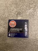 4 nowe świece irydowe NGK BKR6EIX