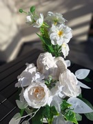 Kompozycja z pięknym aniołkiem,Biały Stroik dla dziecka na cmentarz 