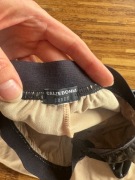 Calzedonia spódniczka mini ażurowa modna S/36 