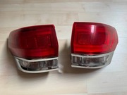 LAMPA TYLNA LEWA PRAWA NA KLAPĘ JEEP GRAND CHEROKEE WK2 14-19