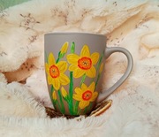 Żonkile kubek ręcznie malowany 300 ml.