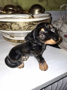 Goebel porcelanowa figurka psa,jamnika,sygnowana 