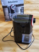 Młynek do kawy. Regulacja do 14 filiżanek i 17 stopni mielenia  grubości.