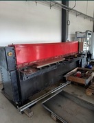 Gilotyna do cięcia blachy 