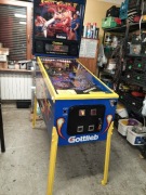 FLIPPER- FLIPER -PINBALL FIRMY GOTTLIEB PREMIER,,STREET FIGHTER 2 ''