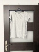 T-shirt w serek szary Beloved rozmiar XXL