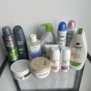 Zestaw oryginalnych kosmetyków DOVE
