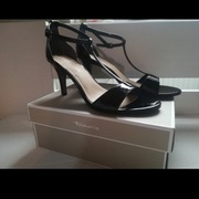 Czarne sandały Tamaris 40