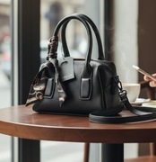 Torebka kuferek Unibella ze wstążką