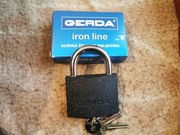 Kłódka żeliwna Gerda Iron LINE KZSS 70. Zatrzask