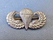 US Parachutist Badge - Jump Wings - Vietnam Era, Thai Made