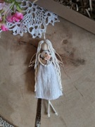 Aniołek Anioł stróż mini makrama zawieszka 