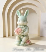 KRÓLIK Z BUKIETEM RÓŻ forma silikonowa 9.5*5.7 do Świec Wosku Odlewów 