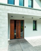 Tanie polskie drzwi zewnętrzne z dostawką ZŁOTY DĄB z pochwytem