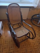 Fotel bujany na biegunach lata 70 PRL brązowy Rattanowy Oryginalny drewno