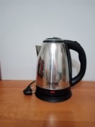 Czajnik elektryczny DiHome Roggi 1,8L srebrny