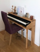 Drewniany statyw na pianino 