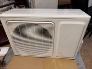 Klimatyzator scienny split jednostka wewnętrzna i zewnętrzna nowy 