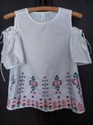 STRADIVARIUS bluzka z haftem S 