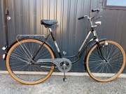 Niemiecka damka koła 28 cali z lat 70-80 