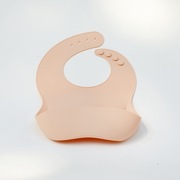 Śliniaczek silikonowy dla dzieci, niemowląt