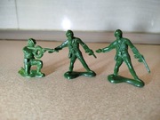 Żołnierzyki PRL 3 szt.