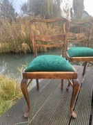 Stylowe krzesło 4. krzesła art deco po renowacji